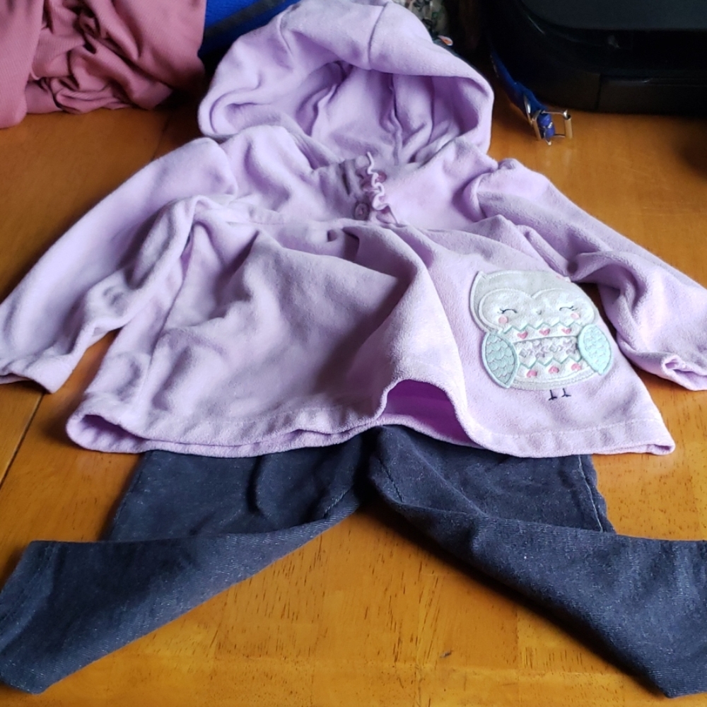 Shirt and leggings